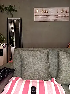 Snapshot of Boobylicious_BB chatting on October 7, 2025, 9:34 pm Boobylicious BB online show from October 7, 2025, 9:34 pm