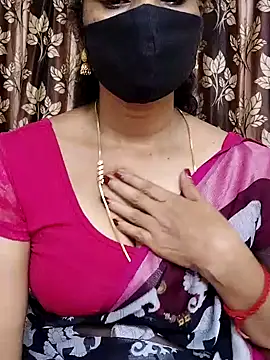 jivitha23 online show from December 20, 2024, 1:43 pm