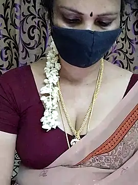 jivitha23 online show from March 17, 2025, 4:33 pm