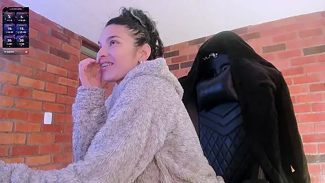 paulinabarnett- online show from January 7, 2025, 1:59 am