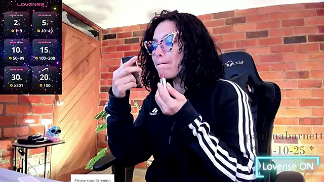 paulinabarnett- online show from October 21, 2025, 2:18 pm