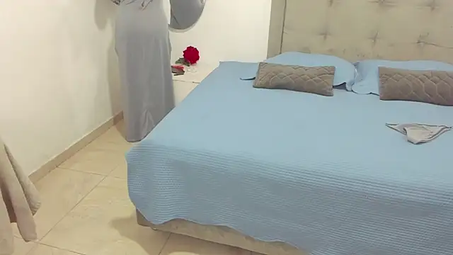 Snapshot of Hanaa_latif chatting on December 22, 2024, 12:16 pm Hanaa latif online show from December 22, 2024, 12:16 pm