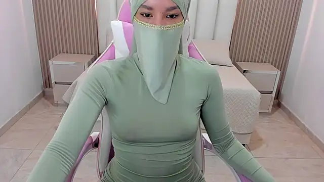 Snapshot of Hanaa_latif chatting on January 30, 2025, 4:02 pm Hanaa latif online show from January 30, 2025, 4:02 pm