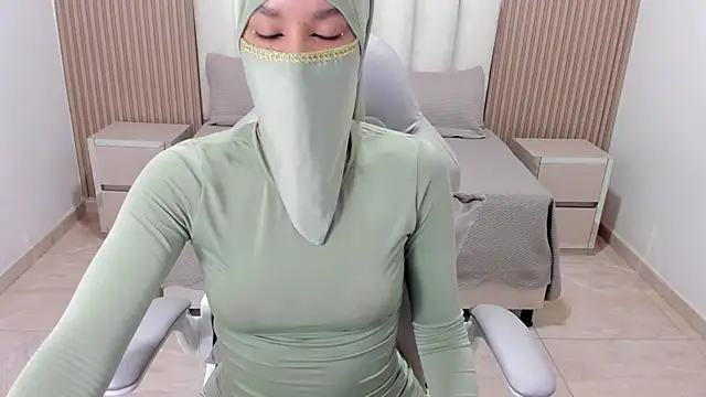 Snapshot of Hanaa_latif chatting on February 20, 2025, 11:53 am Hanaa latif online show from February 20, 2025, 11:53 am