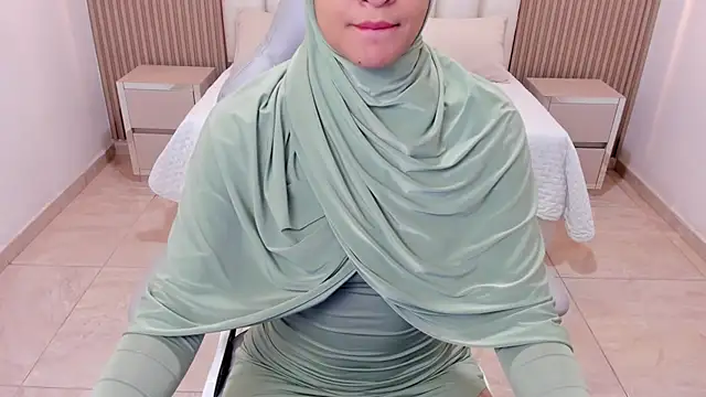 Snapshot of Hanaa_latif chatting on March 3, 2025, 11:00 am Hanaa latif online show from March 3, 2025, 11:00 am