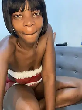 Snapshot of Cocowett chatting on February 13, 2025, 4:22 am Cocowett online show from February 13, 2025, 4:22 am