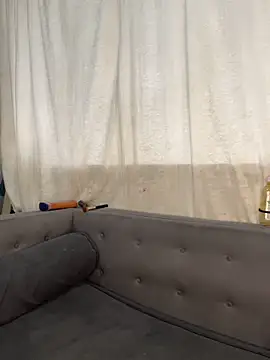 Snapshot of Cocowett chatting on November 7, 2025, 12:49 pm Cocowett online show from November 7, 2025, 12:49 pm