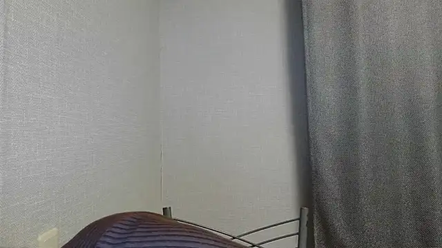Snapshot of Kashtanka_ chatting on December 27, 2024, 7:24 pm Kashtanka online show from December 27, 2024, 7:24 pm