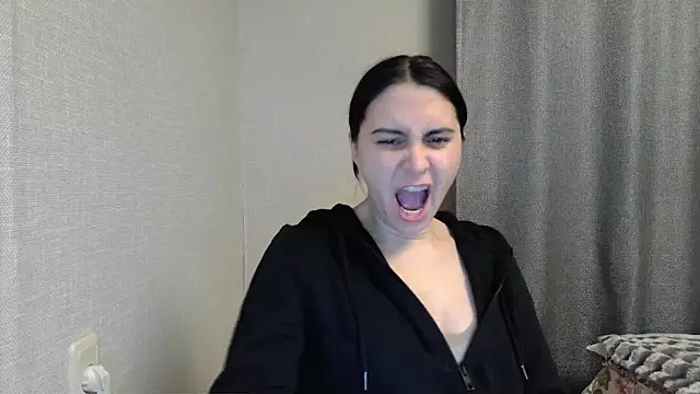 Snapshot of Kashtanka_ chatting on December 28, 2024, 7:33 pm Kashtanka online show from December 28, 2024, 7:33 pm