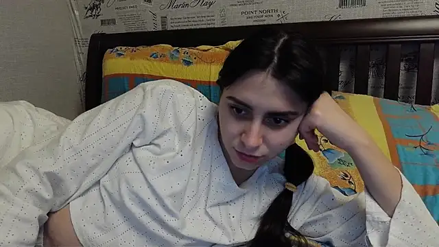 Snapshot of Kashtanka_ chatting on January 8, 2025, 7:24 pm Kashtanka online show from January 8, 2025, 7:24 pm