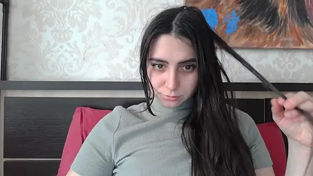Snapshot of Kashtanka_ chatting on February 10, 2025, 11:15 am Kashtanka online show from February 10, 2025, 11:15 am