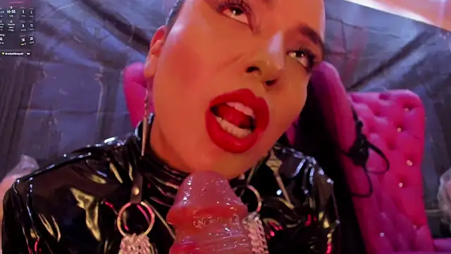 MeliizaQueen online show from October 24, 2025, 12:45 pm