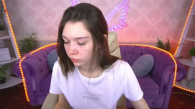 Snapshot of Cherry_Wipe chatting on January 28, 2025, 1:59 pm Cherry Wipe online show from January 28, 2025, 1:59 pm