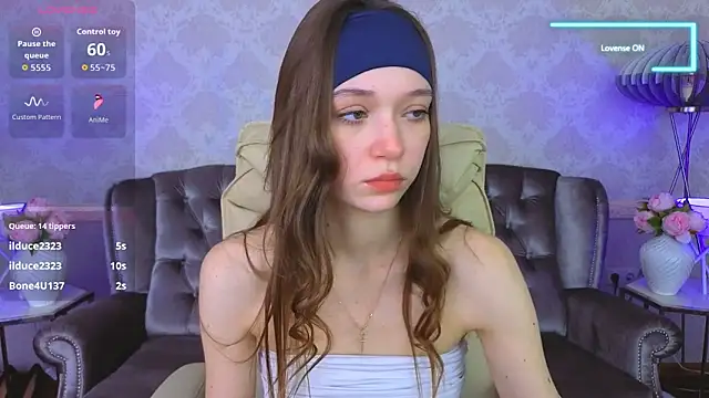 Snapshot of Cherry_Wipe chatting on October 18, 2025, 6:05 am Cherry Wipe online show from October 18, 2025, 6:05 am