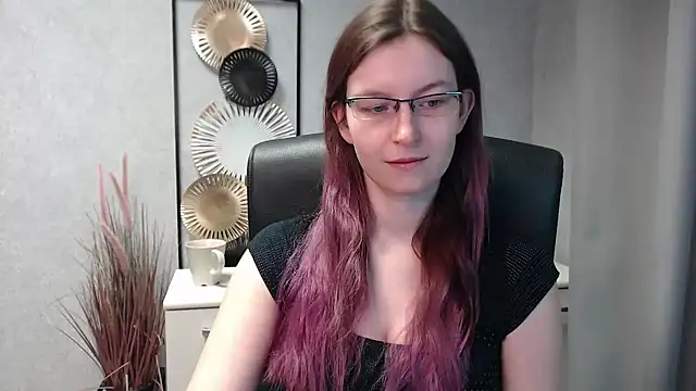 Snapshot of emmaxDelight chatting on December 2, 2024, 6:41 am emmaxDelight online show from December 2, 2024, 6:41 am