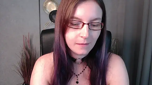 Snapshot of emmaxDelight chatting on December 6, 2024, 4:38 pm emmaxDelight online show from December 6, 2024, 4:38 pm