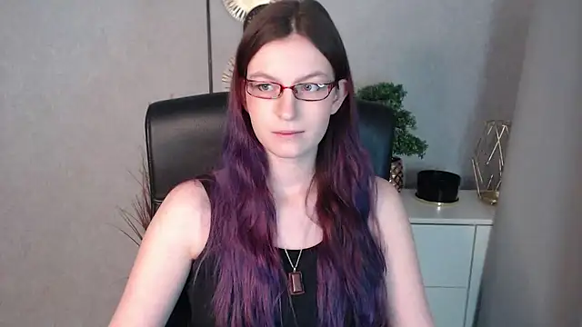 Snapshot of emmaxDelight chatting on January 3, 2025, 6:33 am emmaxDelight online show from January 3, 2025, 6:33 am
