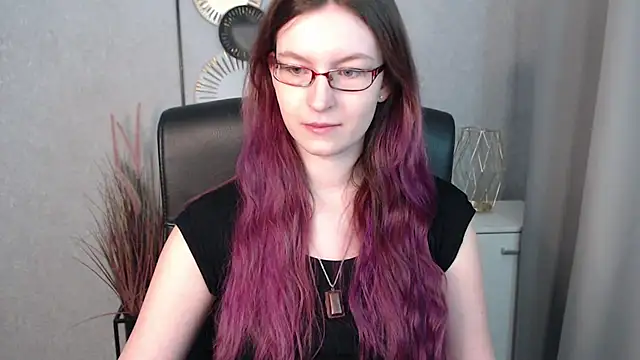 Snapshot of emmaxDelight chatting on January 21, 2025, 8:19 am emmaxDelight online show from January 21, 2025, 8:19 am
