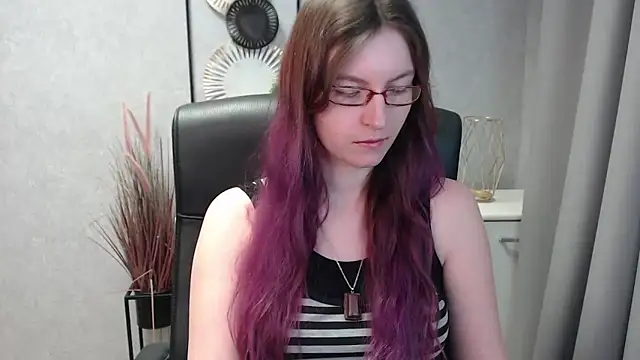 Snapshot of emmaxDelight chatting on January 23, 2025, 10:11 am emmaxDelight online show from January 23, 2025, 10:11 am
