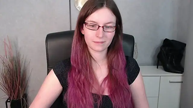 Snapshot of emmaxDelight chatting on February 14, 2025, 12:36 pm emmaxDelight online show from February 14, 2025, 12:36 pm