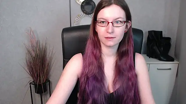 Snapshot of emmaxDelight chatting on February 26, 2025, 6:37 am emmaxDelight online show from February 26, 2025, 6:37 am