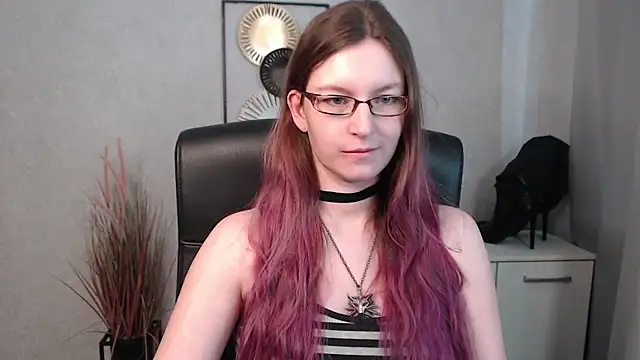 Snapshot of emmaxDelight chatting on March 22, 2025, 10:39 am emmaxDelight online show from March 22, 2025, 10:39 am