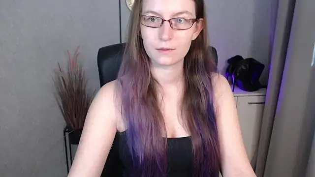 Snapshot of emmaxDelight chatting on October 11, 2025, 6:12 am emmaxDelight online show from October 11, 2025, 6:12 am