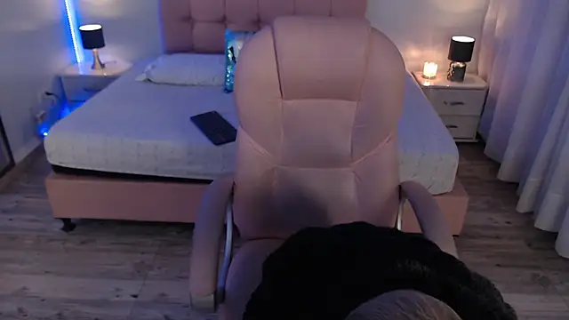 Snapshot of zoe_jones13 chatting on January 7, 2026, 3:53 am zoe jones13 online show from January 7, 2026, 3:53 am