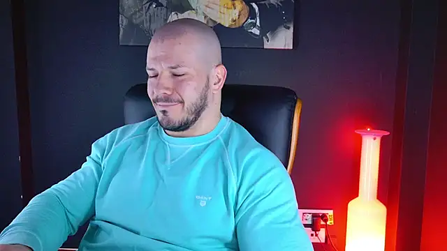 Snapshot of AngeloEric chatting on December 3, 2024, 7:32 am AngeloEric online show from December 3, 2024, 7:32 am