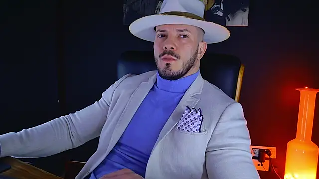 Snapshot of AngeloEric chatting on January 9, 2025, 5:34 am AngeloEric online show from January 9, 2025, 5:34 am