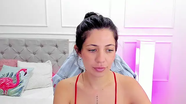 Snapshot of Emma_Brown_0 chatting on February 4, 2025, 8:28 pm Emma Brown 0 online show from February 4, 2025, 8:28 pm