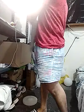 Snapshot of Gasparin32 chatting on March 10, 2025, 3:45 am Gasparin32 online show from March 10, 2025, 3:45 am