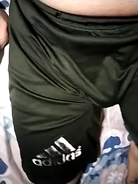 Snapshot of Gasparin32 chatting on March 14, 2025, 5:38 am Gasparin32 online show from March 14, 2025, 5:38 am