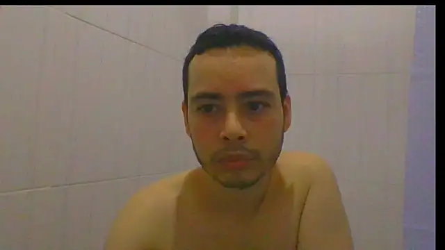 Snapshot of Gasparin32 chatting on November 2, 2025, 11:07 pm Gasparin32 online show from November 2, 2025, 11:07 pm