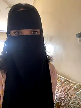 jijijoudia online show from November 5, 2025, 1:33 pm