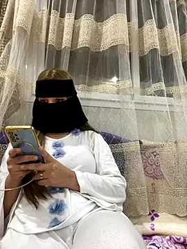 jijijoudia online show from December 4, 2025, 12:20 am