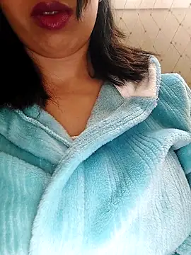 jijijoudia online show from December 4, 2025, 3:10 pm