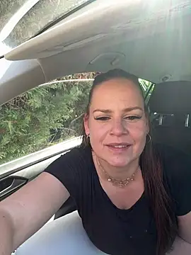 Snapshot of Sweety__venus chatting on April 7, 2026, 12:16 pm Sweety venus online show from April 7, 2026, 12:16 pm
