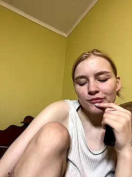 Snapshot of DaMa-1808 chatting on October 5, 2025, 6:50 pm DaMa-1808 online show from October 5, 2025, 6:50 pm