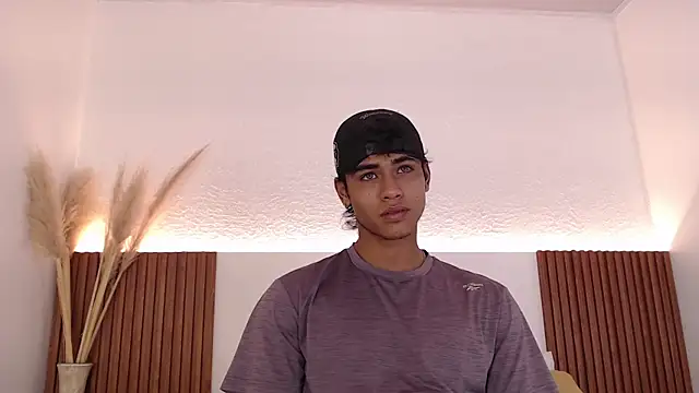 zander 2120 online show from December 12, 2024, 1:17 pm