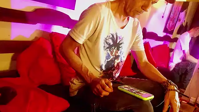 laye19 online show from March 10, 2026, 7:02 am