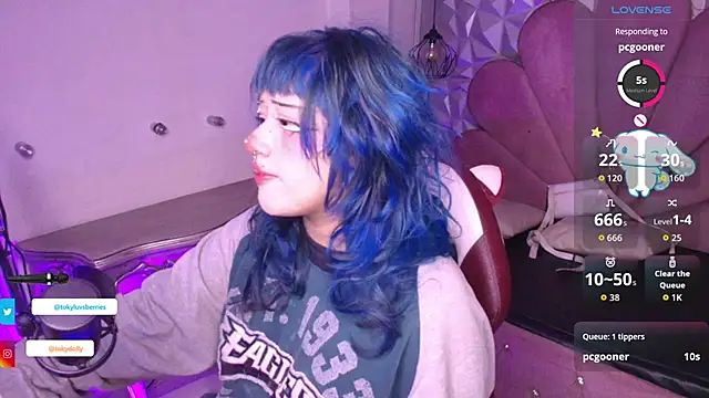 Snapshot of toky_doll chatting on September 22, 2025, 9:06 pm toky doll online show from September 22, 2025, 9:06 pm