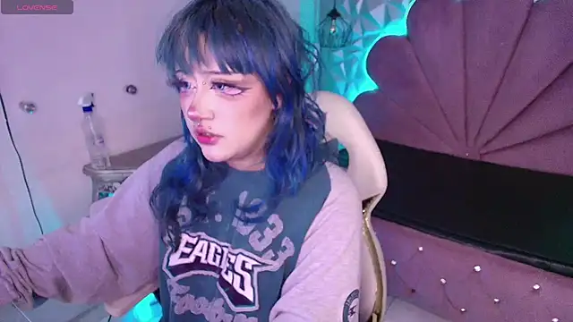 Snapshot of toky_doll chatting on October 10, 2025, 12:09 am toky doll online show from October 10, 2025, 12:09 am