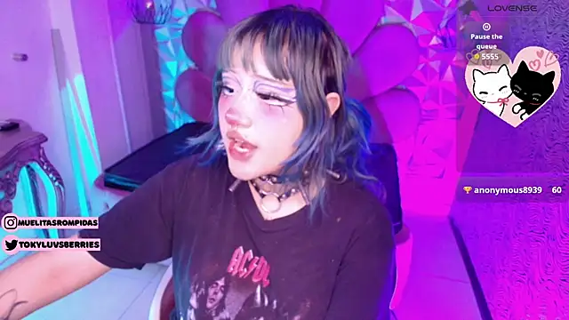 toky doll online show from December 18, 2025, 5:13 am