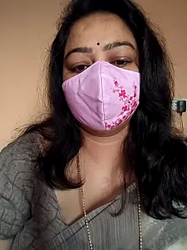 neelu-hoty online show from January 31, 2025, 2:15 am