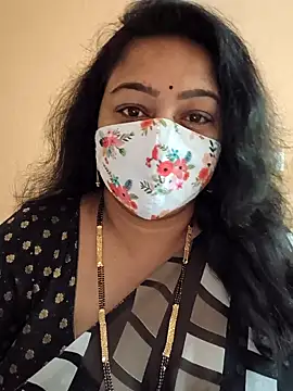 neelu-hoty online show from February 9, 2025, 7:38 am