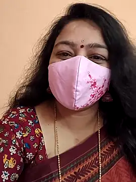 neelu-hoty online show from February 22, 2025, 4:19 pm