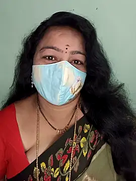 neelu-hoty online show from September 18, 2025, 2:30 pm