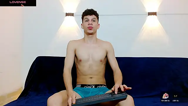 Snapshot of jeff_ross chatting on December 22, 2025, 10:23 am jeff ross online show from December 22, 2025, 10:23 am