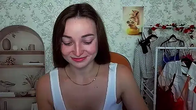  Barbie Kiss  online show from October 12, 2025, 2:16 pm